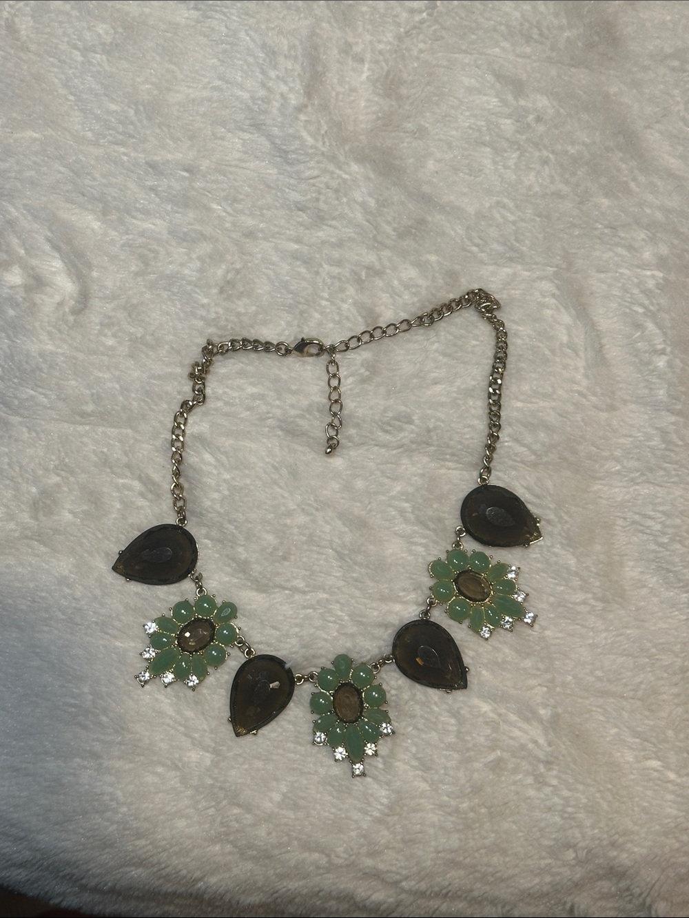Francesca's Collections Green and Brown Floral Bib Necklace